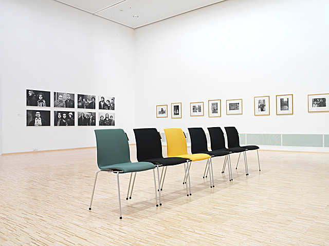 TRIO FRAME CHAIR 4L UPH Berlinische Galerie