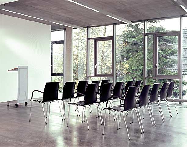 TRIO FRAME CHAIR 4L W, TRIO FRAME CHAIR 4LA W Strenge, Gtersloh - Location