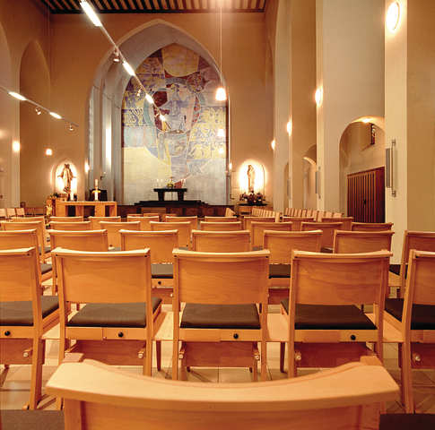 LUCA FRAME CHAIR 4L W / UPH Kirche St. Albert, Heidelberg