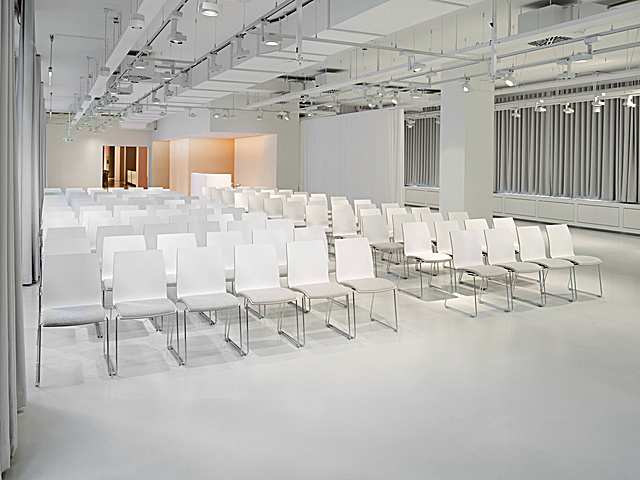 TRIO FRAME CHAIR CFS W, Berliner Freiheit, Berlin