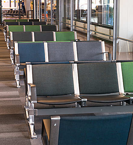 8000 BENCH 4L UPH, Terminal 5, Stockholm Arlanda Airport, Sweden