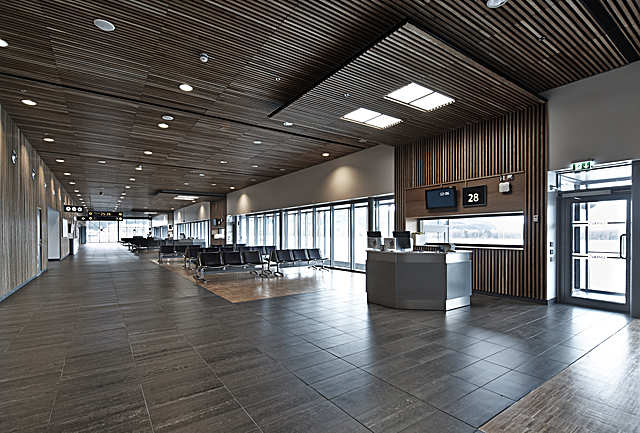 8000, Trondheim Airport, Vrnes, Norway