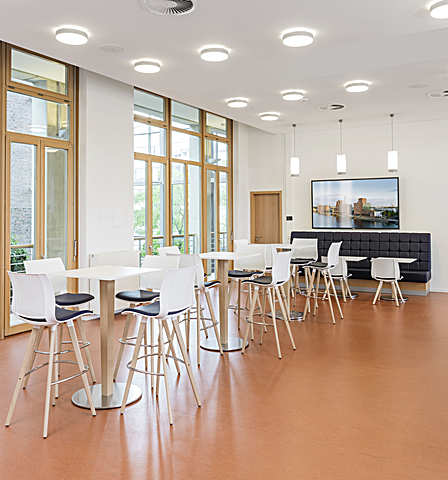 UNIVERSO FRAME CHAIR HKR 4L LWM P, UNIVERSO FRAME CHAIR 4L LWM P, Volksbank Rhein-Ruhr eG, Duisburg, Deutschland