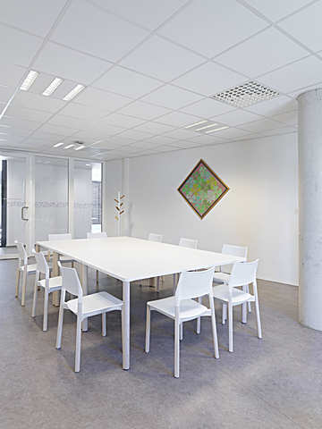 ARN FRAME CHAIR 4L LGW P, ARN MEETING TABLE LGW, Woonzorgcentrum De Gerda, Sint-Niklaas, Belgium